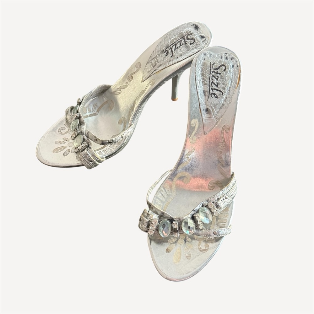 Sizzle Silver Jeweled Heel | Size 8.5